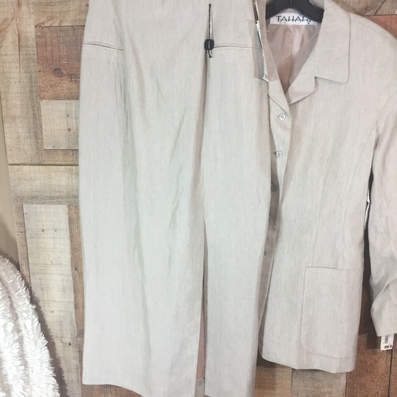 Tahari Skirt Suit - Picture 3 of 4